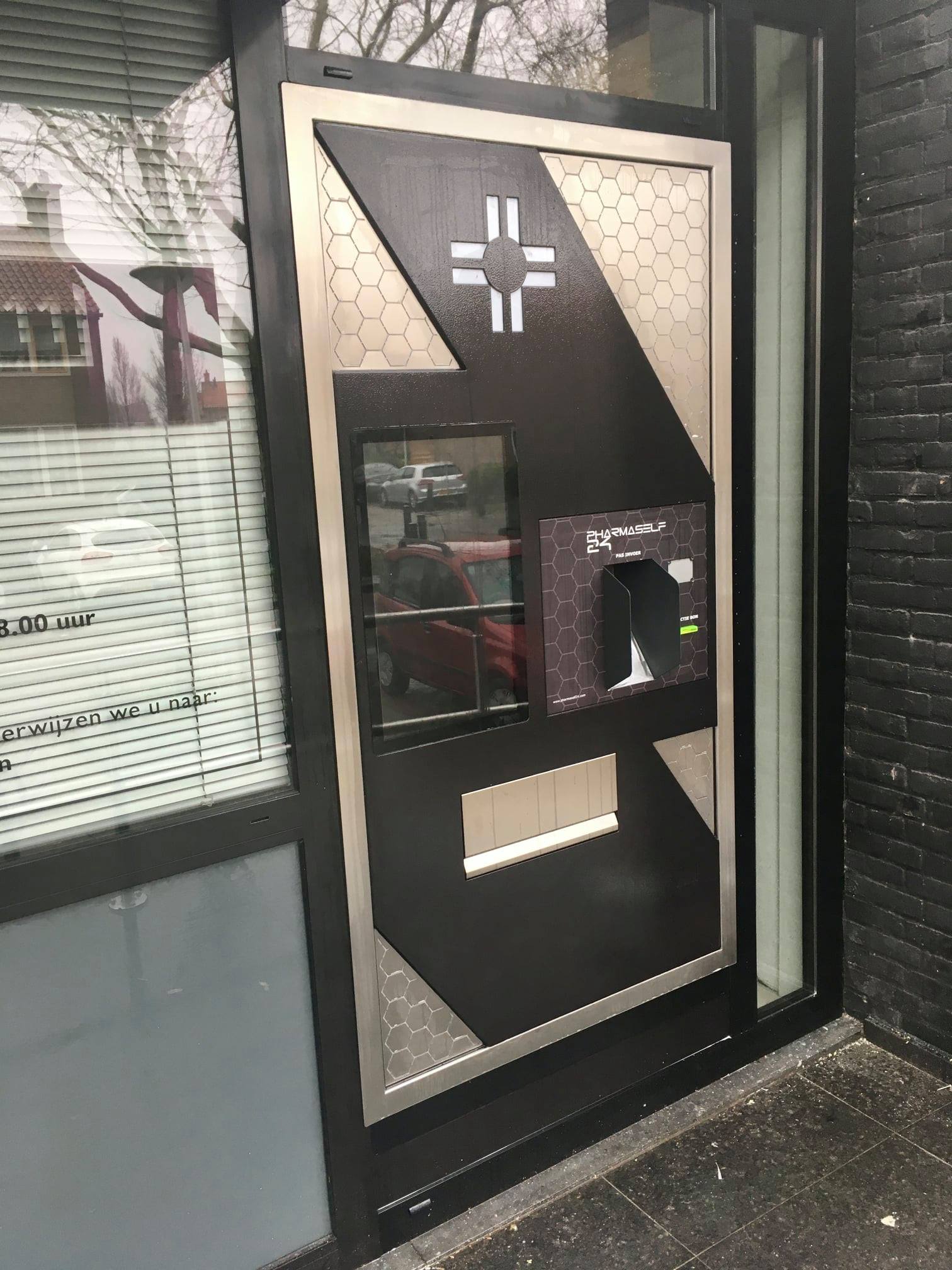 Uitgifte-automaat DOK 11 Apotheek